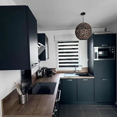 Hébergement de vacances Charmante Maison Proche La Rochelle